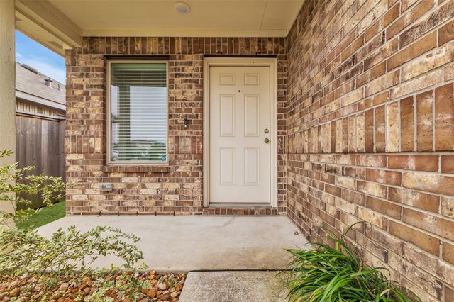 4154 Saltillo Lakes Drive, Baytown, TX 77521