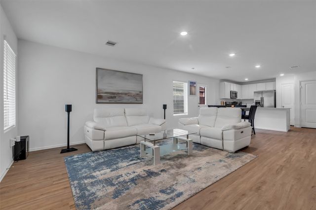 4154 Saltillo Lakes Drive, Baytown, TX 77521