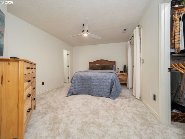 129 NICHOLAS Way, Newberg, OR 97132