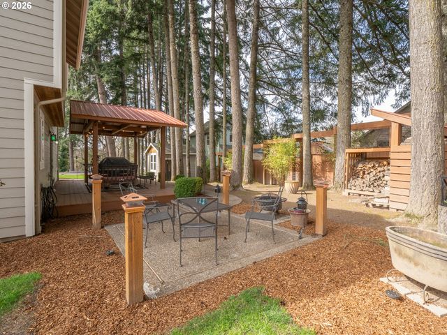 129 NICHOLAS Way, Newberg, OR 97132