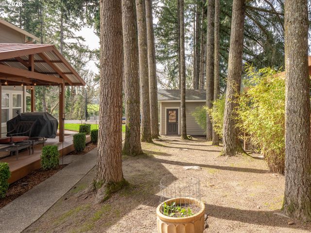 129 NICHOLAS Way, Newberg, OR 97132