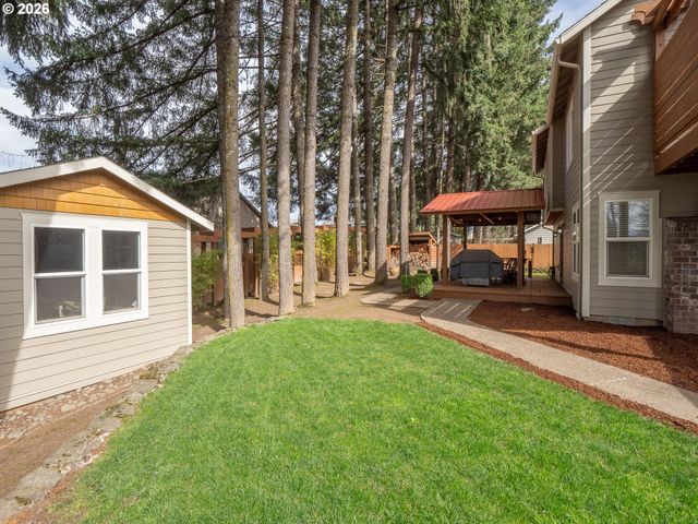 129 NICHOLAS Way, Newberg, OR 97132