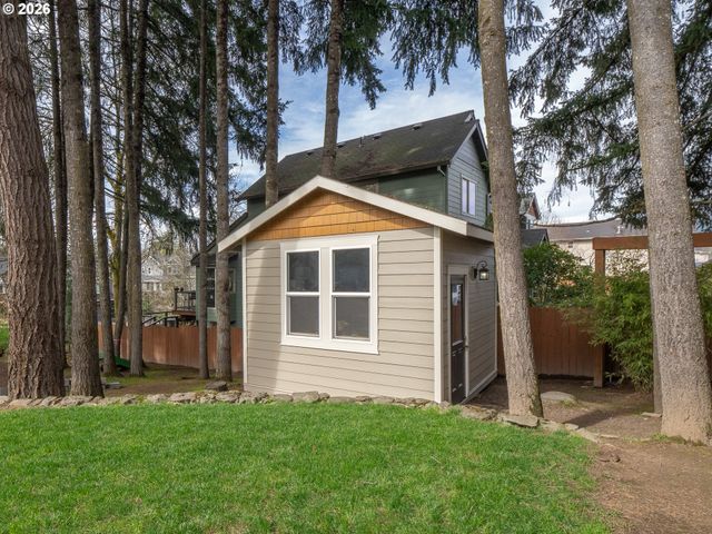 129 NICHOLAS Way, Newberg, OR 97132