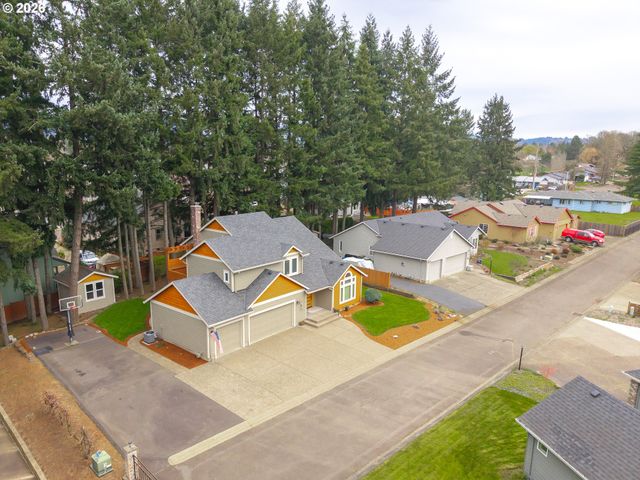 129 NICHOLAS Way, Newberg, OR 97132
