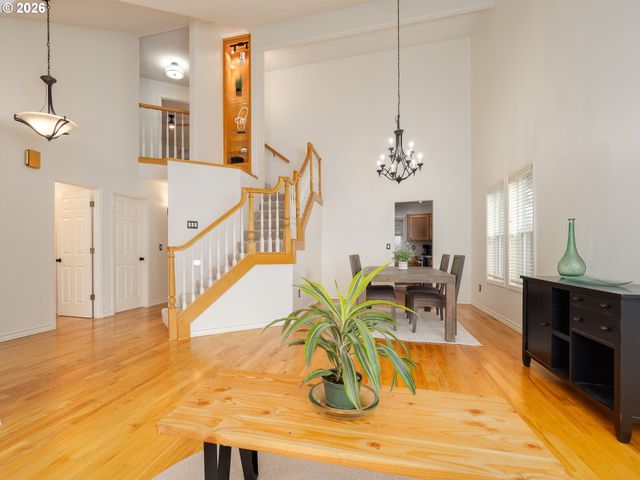 129 NICHOLAS Way, Newberg, OR 97132
