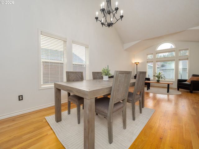 129 NICHOLAS Way, Newberg, OR 97132