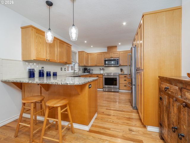 129 NICHOLAS Way, Newberg, OR 97132