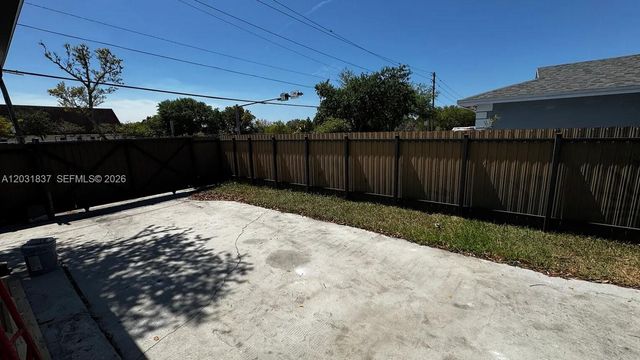 19100 NW 32nd Ave C, Miami Gardens, FL 33056