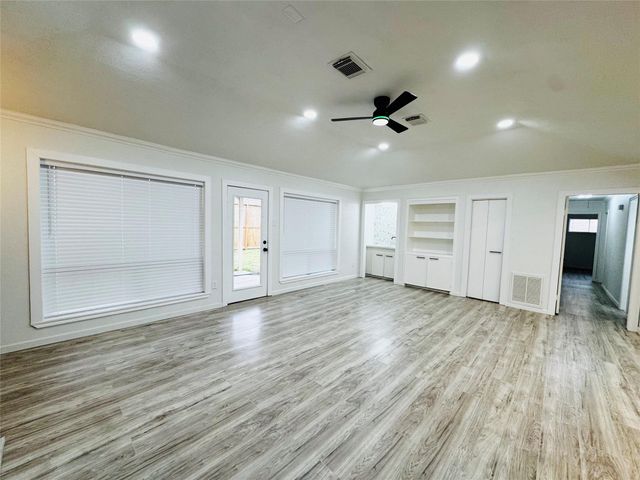 2326 Briarview Drive, Houston, TX 77077