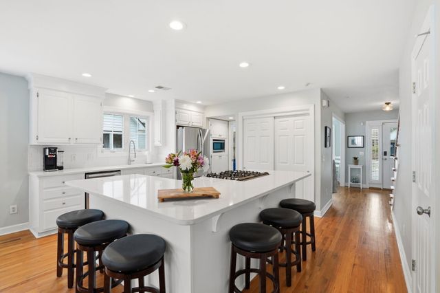 2178 Hartfords Bluff Lane, Mount Pleasant, SC 29466