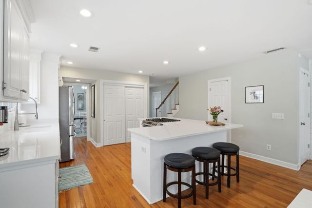 2178 Hartfords Bluff Lane, Mount Pleasant, SC 29466