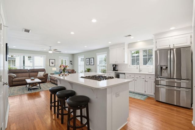 2178 Hartfords Bluff Lane, Mount Pleasant, SC 29466