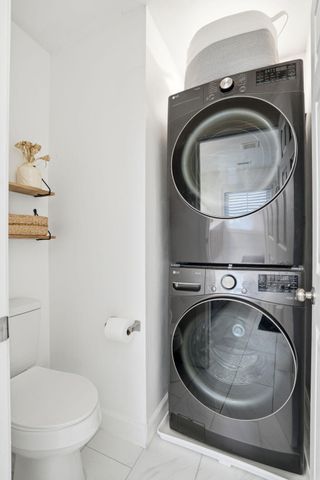 2178 Hartfords Bluff Lane, Mount Pleasant, SC 29466