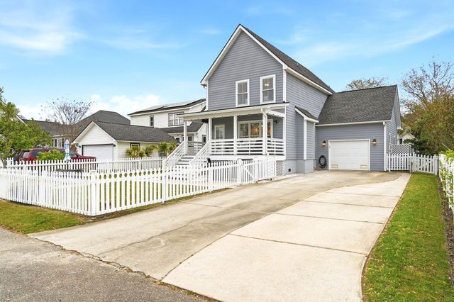 2178 Hartfords Bluff Lane, Mount Pleasant, SC 29466