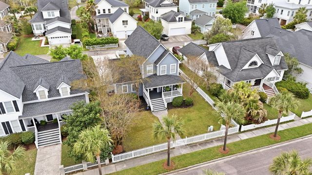 2178 Hartfords Bluff Lane, Mount Pleasant, SC 29466