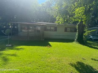 5404 Earlann Dr, Louisville, KY 40219