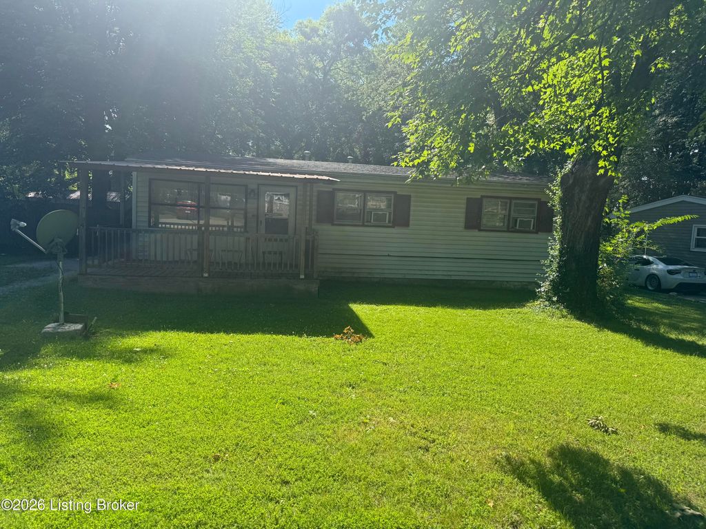 5404 Earlann Dr, Louisville, KY 40219
