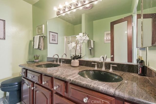 1230 Horn Ave 402, West Hollywood, CA 90069