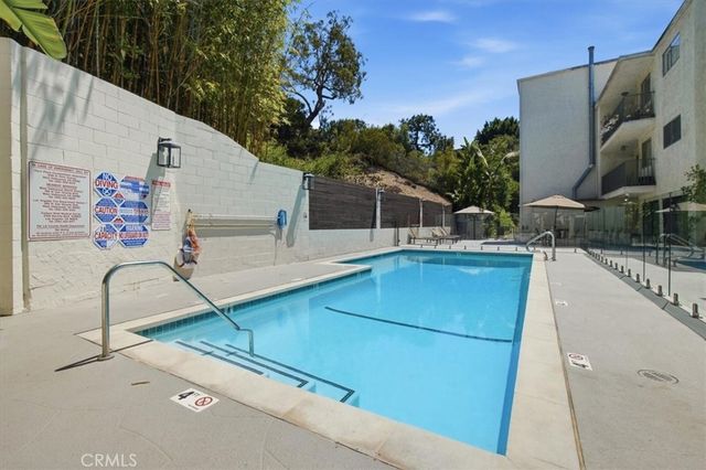 1230 Horn Ave 402, West Hollywood, CA 90069