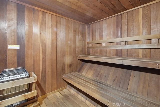 1230 Horn Ave 402, West Hollywood, CA 90069