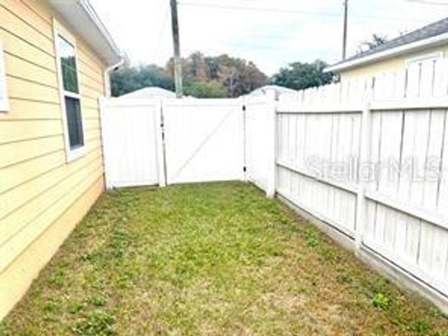 4634 COLLEGE DRIVE, Orlando, FL 32811