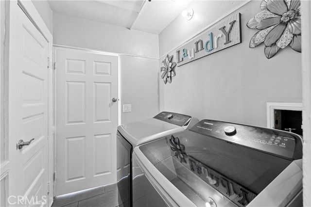 1665 Arlington, Los Angeles, CA 90019