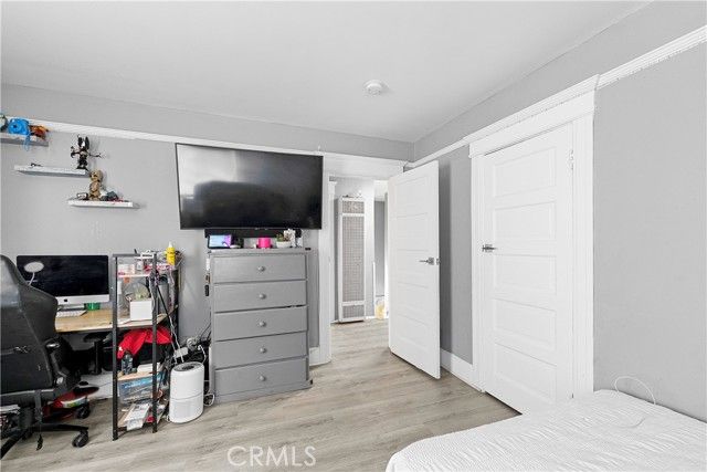 1665 Arlington, Los Angeles, CA 90019