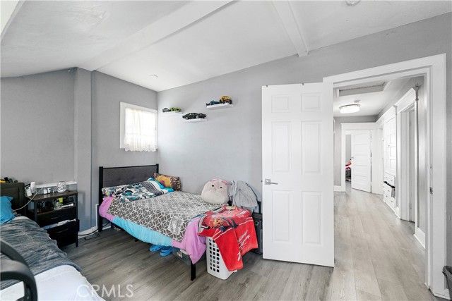 1665 Arlington, Los Angeles, CA 90019