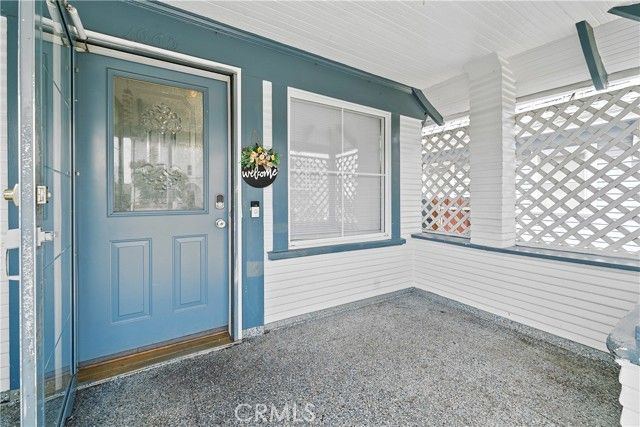 1665 Arlington, Los Angeles, CA 90019