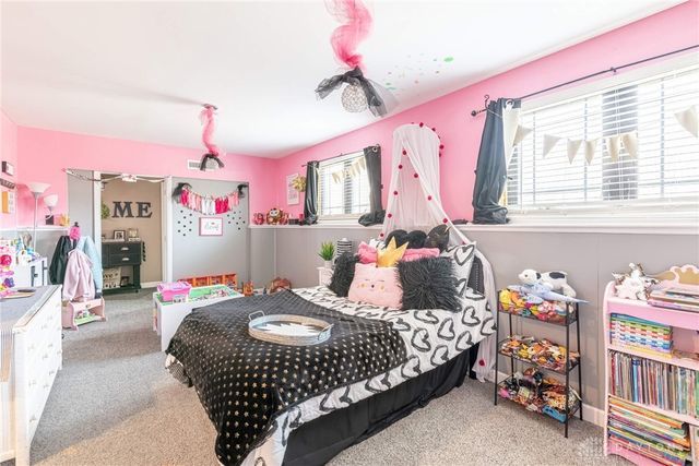 1015 W Lytle 5 Points Road, Springboro, OH 45066