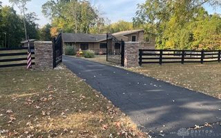 1015 W Lytle 5 Points Road, Springboro, OH 45066