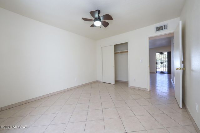 4370 N Hansa Place, Tucson, AZ 85705