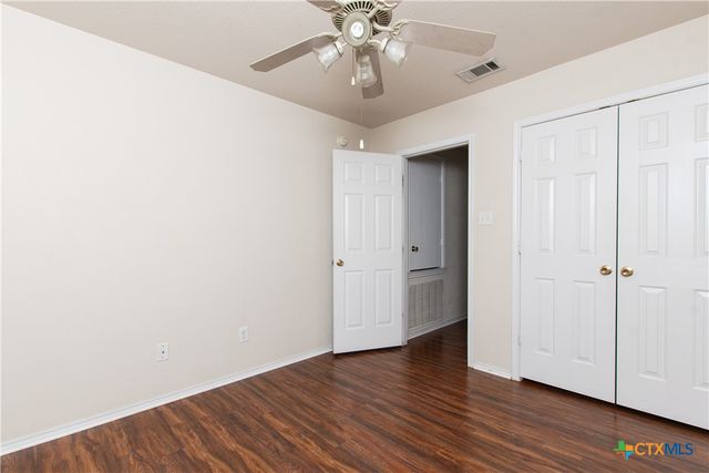 301 Buckskin Trail, Harker Heights, TX 76548