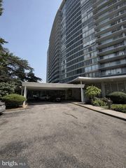 3900-00 FORD RD #3G, Philadelphia, PA 19131