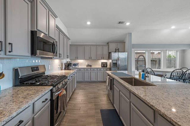 21755 N Enchanted Rock Drive, Porter, TX 77365