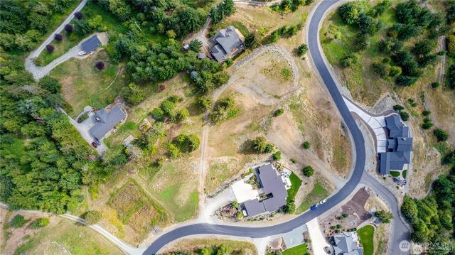 7583 Avalon Heights Way, Sedro Woolley, WA 98284
