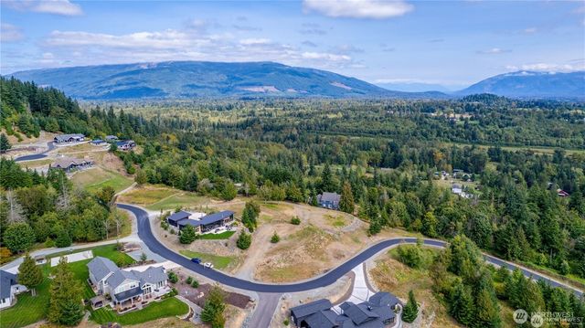 7583 Avalon Heights Way, Sedro Woolley, WA 98284