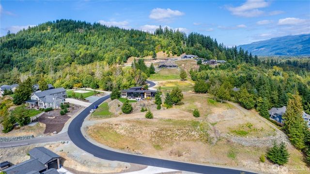 7583 Avalon Heights Way, Sedro Woolley, WA 98284