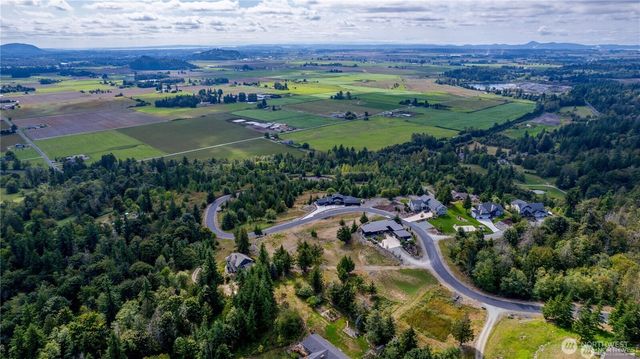 7583 Avalon Heights Way, Sedro Woolley, WA 98284