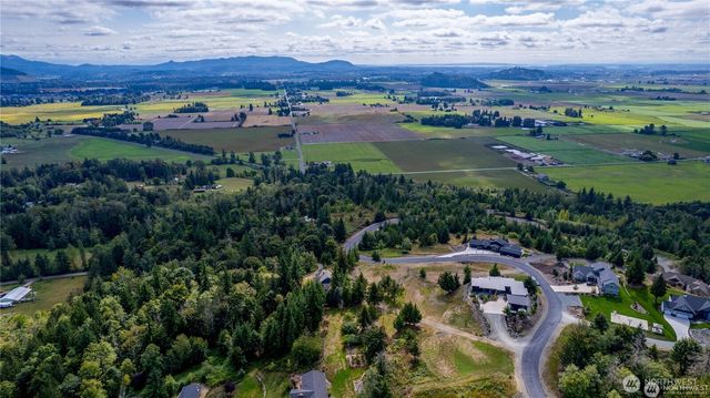 7583 Avalon Heights Way, Sedro Woolley, WA 98284