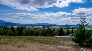 7583 Avalon Heights Way, Sedro Woolley, WA 98284