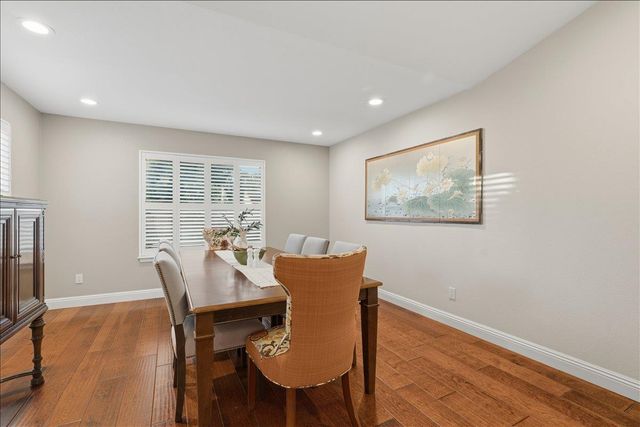 505 Wallingford Ln, Folsom, CA 95630
