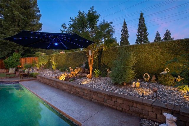 505 Wallingford Ln, Folsom, CA 95630