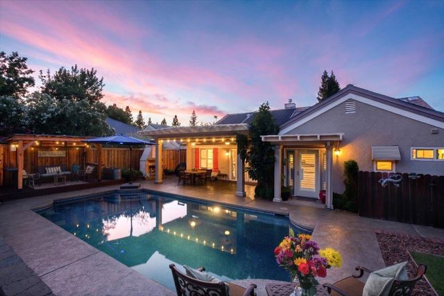 505 Wallingford Ln, Folsom, CA 95630