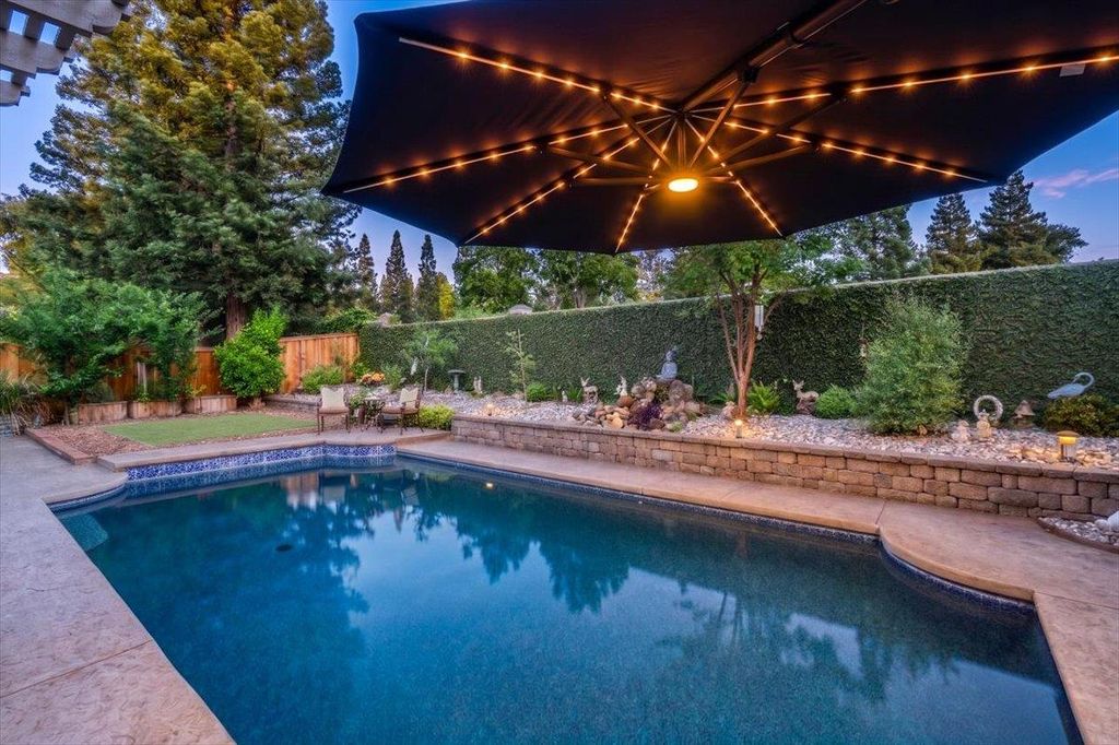 505 Wallingford Ln, Folsom, CA 95630