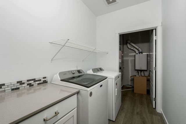 21491 E Valley Vista Dr, Liberty Lake, WA 99019