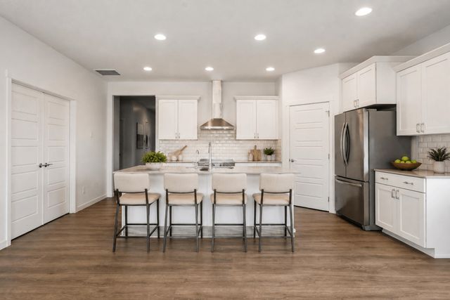 21491 E Valley Vista Dr, Liberty Lake, WA 99019