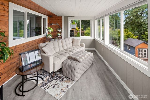 8807 Shadow Wood Drive, Everett, WA 98208