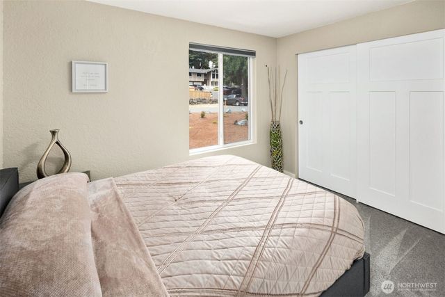 8807 Shadow Wood Drive, Everett, WA 98208