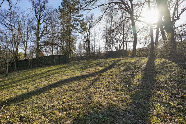 3535 HALLBROOK ST, Memphis, TN 38127